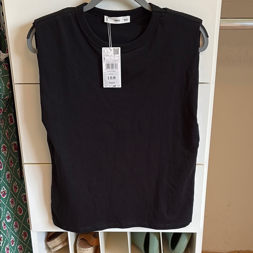Mango Black Boxy Muscle Tee